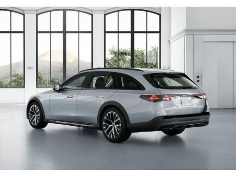 New 2026 Mercedes-Benz E 450 4MATIC All-Terrain Wagon image 29