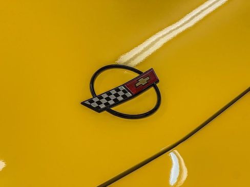 Used 1986 Chevrolet Corvette Convertible image 74