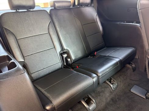 Used 2025 Buick Enclave Preferred image 35