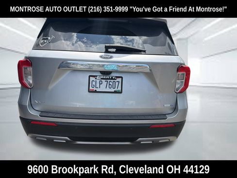 Used 2020 Ford Explorer XLT w/ Equipment Group 202A AWD/4WD image 6