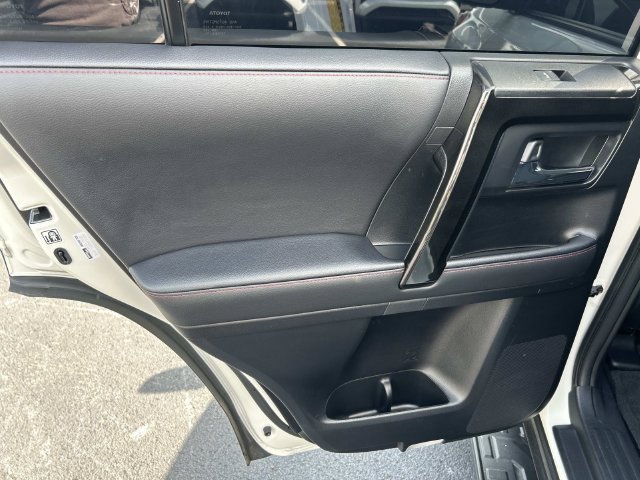 Used 2023 Toyota 4Runner TRD Off-Road Premium AWD/4WD image 20