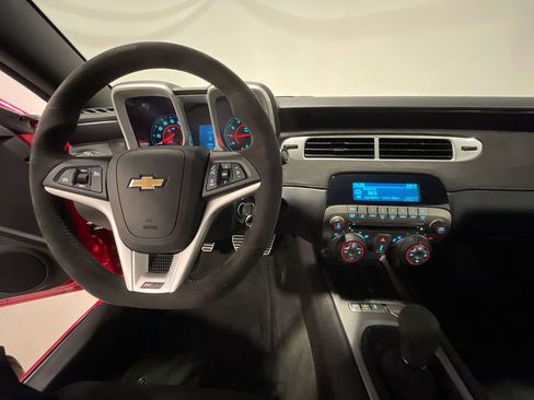 Used 2015 Chevrolet Camaro Z/28 image 75