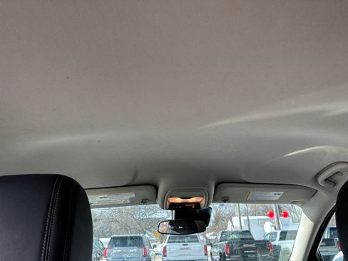 Used 2022 Buick Encore GX Preferred w/ Cold Weather Comfort Package image 17