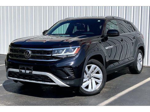 Used 2022 Volkswagen Atlas Cross Sport SE FWD image 1