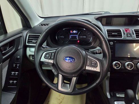 Used 2018 Subaru Forester 2.5i Premium AWD/4WD image 31