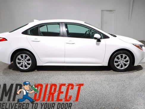 Used 2021 Toyota Corolla LE FWD image 6