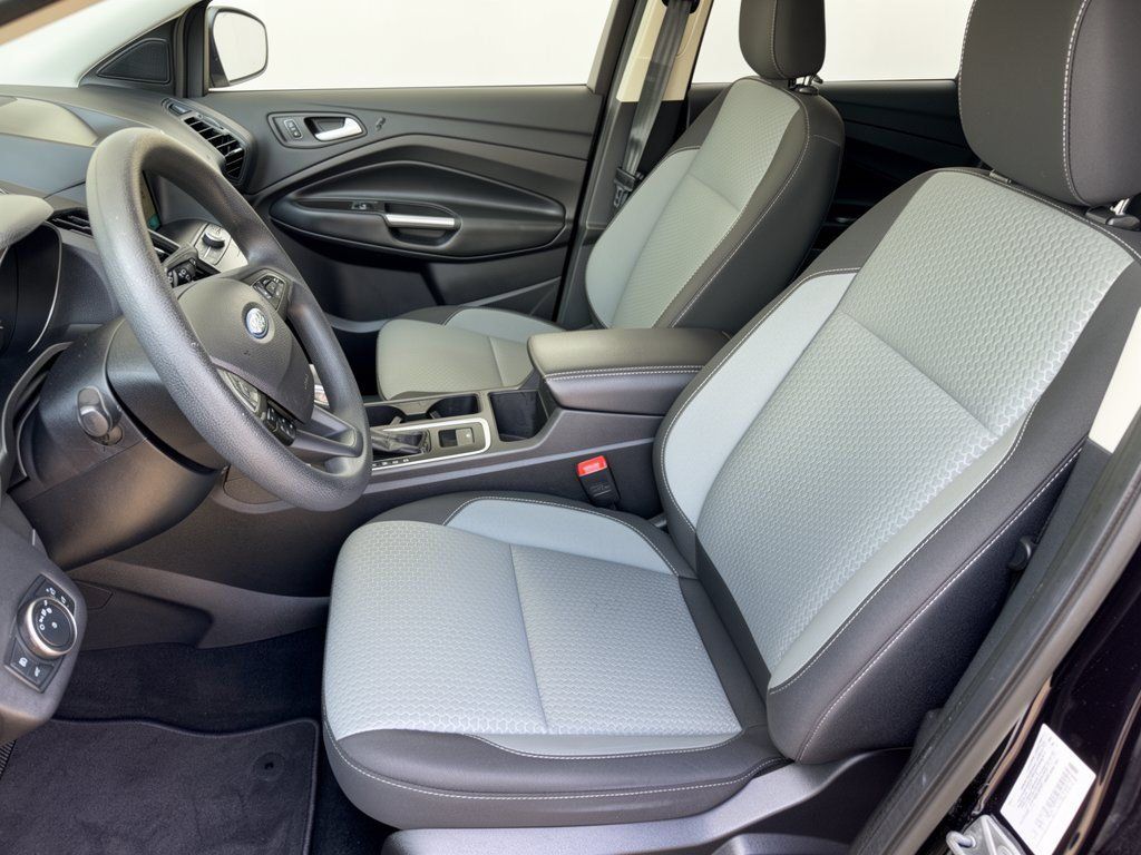 Used 2019 Ford Escape SE FWD image 5