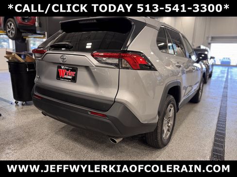 Used 2024 Toyota RAV4 XLE image 3