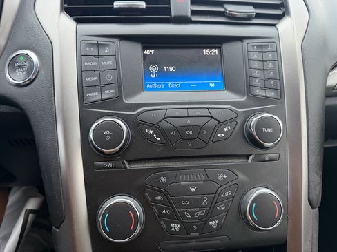 Used 2018 Ford Fusion S image 17