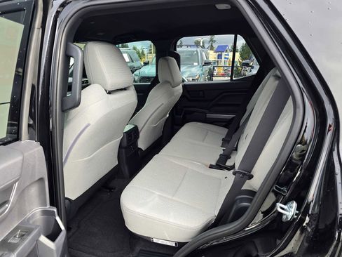 Certified 2025 Toyota 4Runner SR5 image 17