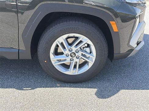 New 2026 Hyundai Tucson SE image 12