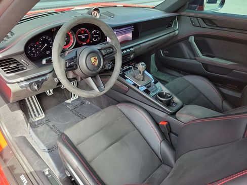 Certified 2023 Porsche 911 Carrera GTS RWD image 4