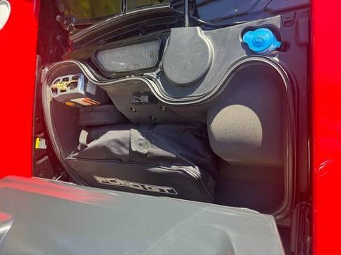 Used 2005 Ford GT RWD image 29
