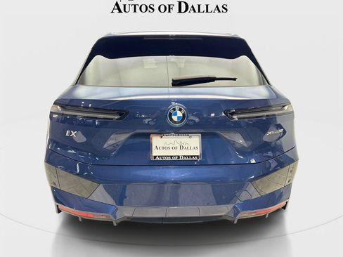 Used 2024 BMW iX xDrive50 w/ Sport Package AWD/4WD image 7
