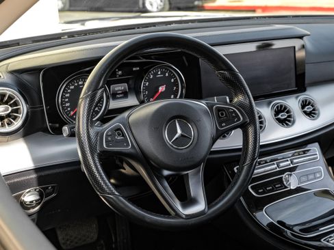 Used 2018 Mercedes-Benz E 400 Cabriolet image 13