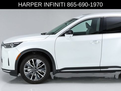 Certified 2026 INFINITI QX60 Luxe w/ Cargo Package AWD/4WD image 3