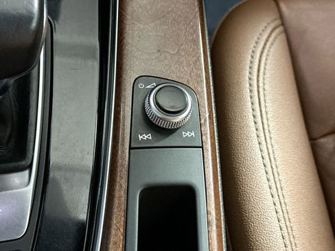 Used 2022 Audi A4 2.0T Premium w/ Convenience Package image 28