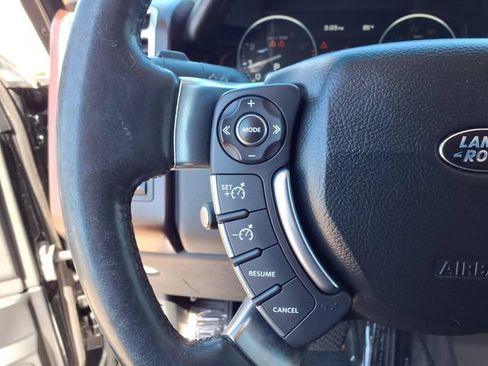 Used 2011 Land Rover Range Rover HSE AWD/4WD image 10