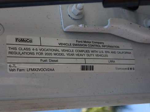 Used 2020 Ford F550 4x4 Regular Cab Super Duty image 16