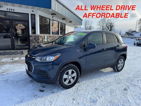 Used 2019 Chevrolet Trax LS w/ Tint and Cruise Package image 2