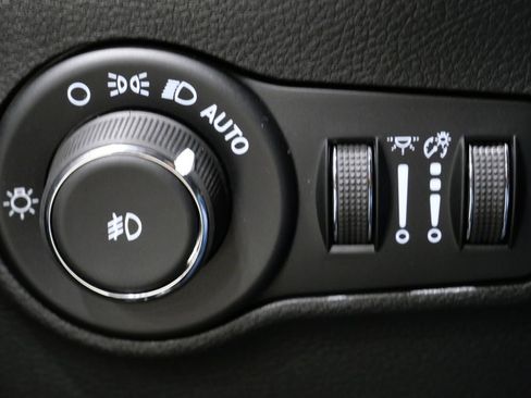 New 2026 Jeep Compass Latitude image 14