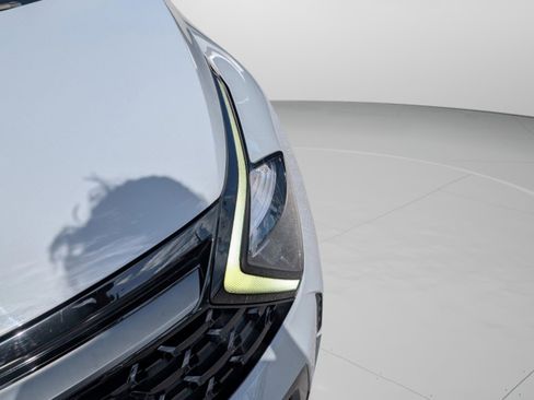 Used 2023 Kia Sportage X-Line image 12