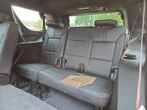 Used 2025 Chevrolet Tahoe RST w/ Sun And Tow Package AWD/4WD image 31
