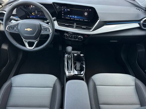 New 2026 Chevrolet Trax LT FWD image 13