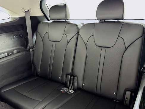 Used 2022 Kia Sorento S image 13