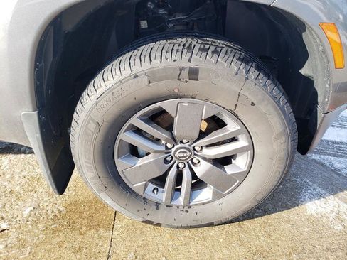 Certified 2025 Nissan Frontier SV w/ SV Convenience Package image 47