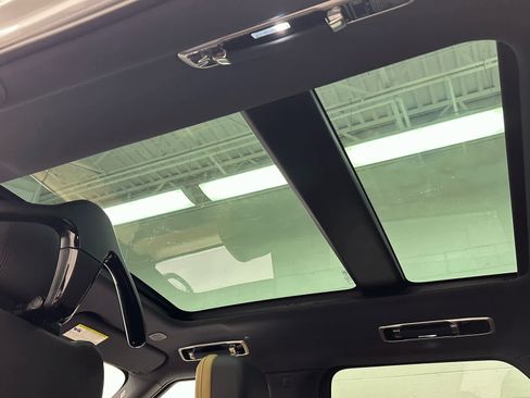 Used 2025 Land Rover Range Rover Sport Dynamic SE image 39