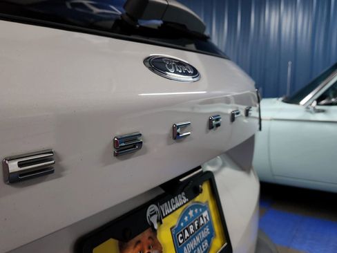 Used 2021 Ford Escape SEL image 57