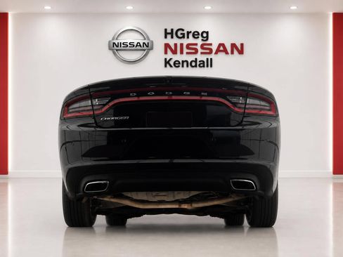 Used 2022 Dodge Charger SXT RWD image 6