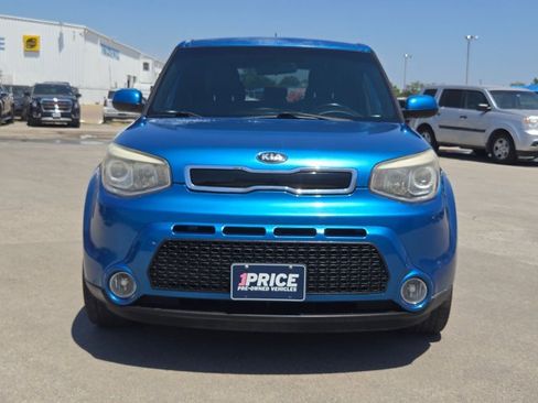 Used 2015 Kia Soul + w/ Audio Package FWD image 2