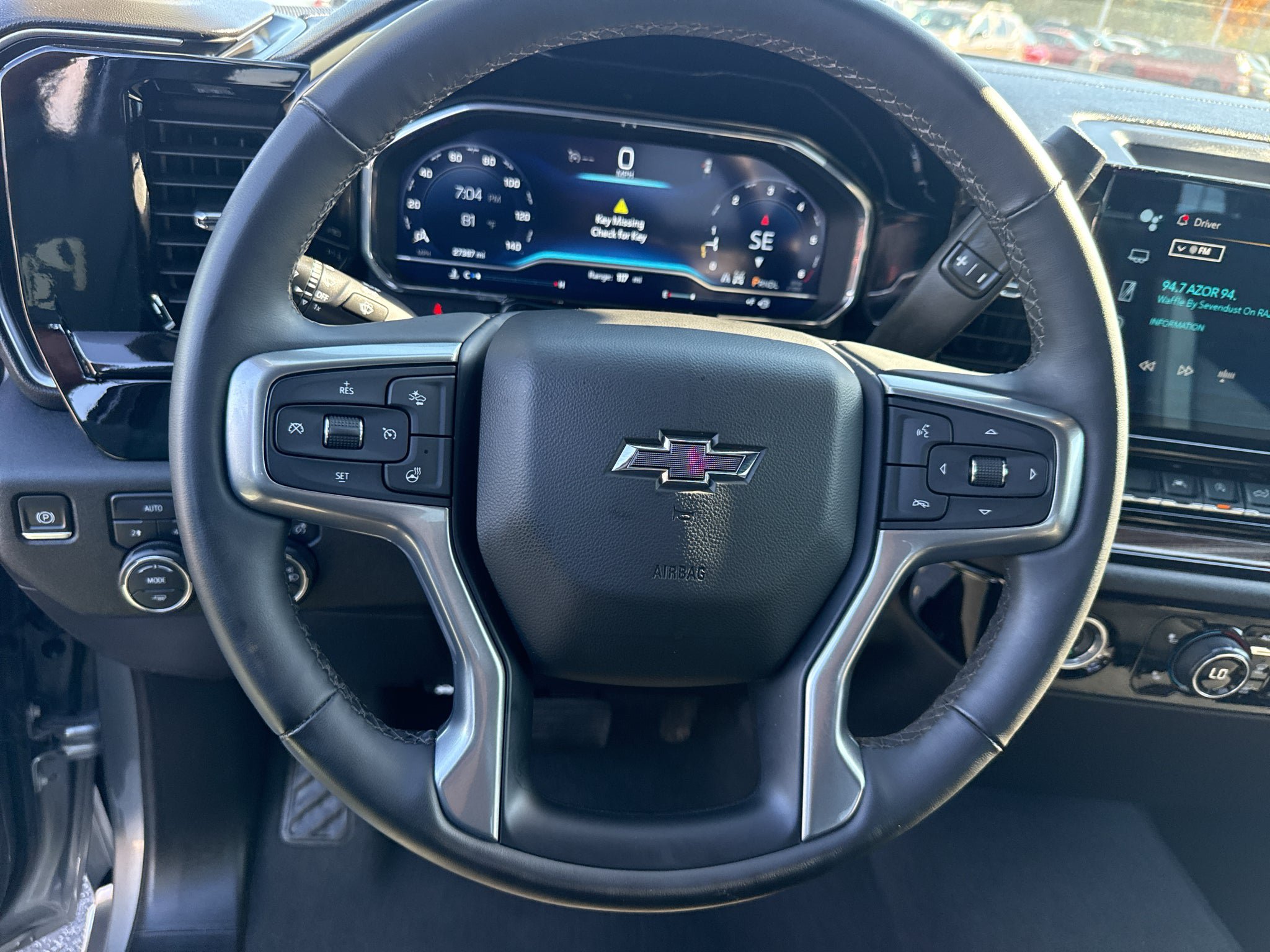 Certified 2023 Chevrolet Silverado 1500 RST w/ Rally Edition AWD/4WD image 5