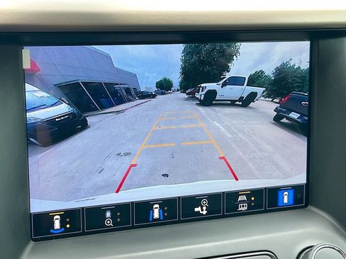 Used 2022 GMC Acadia Denali w/ Denali Ultimate Package FWD image 14
