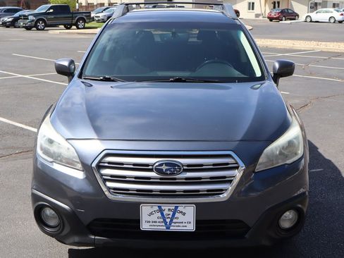 Used 2017 Subaru Outback 2.5i Premium image 12