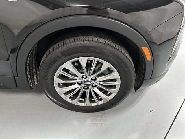 Certified 2024 Cadillac XT4 Premium Luxury w/ Cold Weather Package AWD/4WD image 19