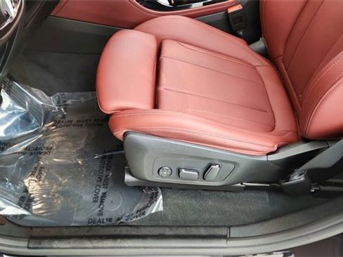 Used 2025 BMW X4 xDrive30i image 35