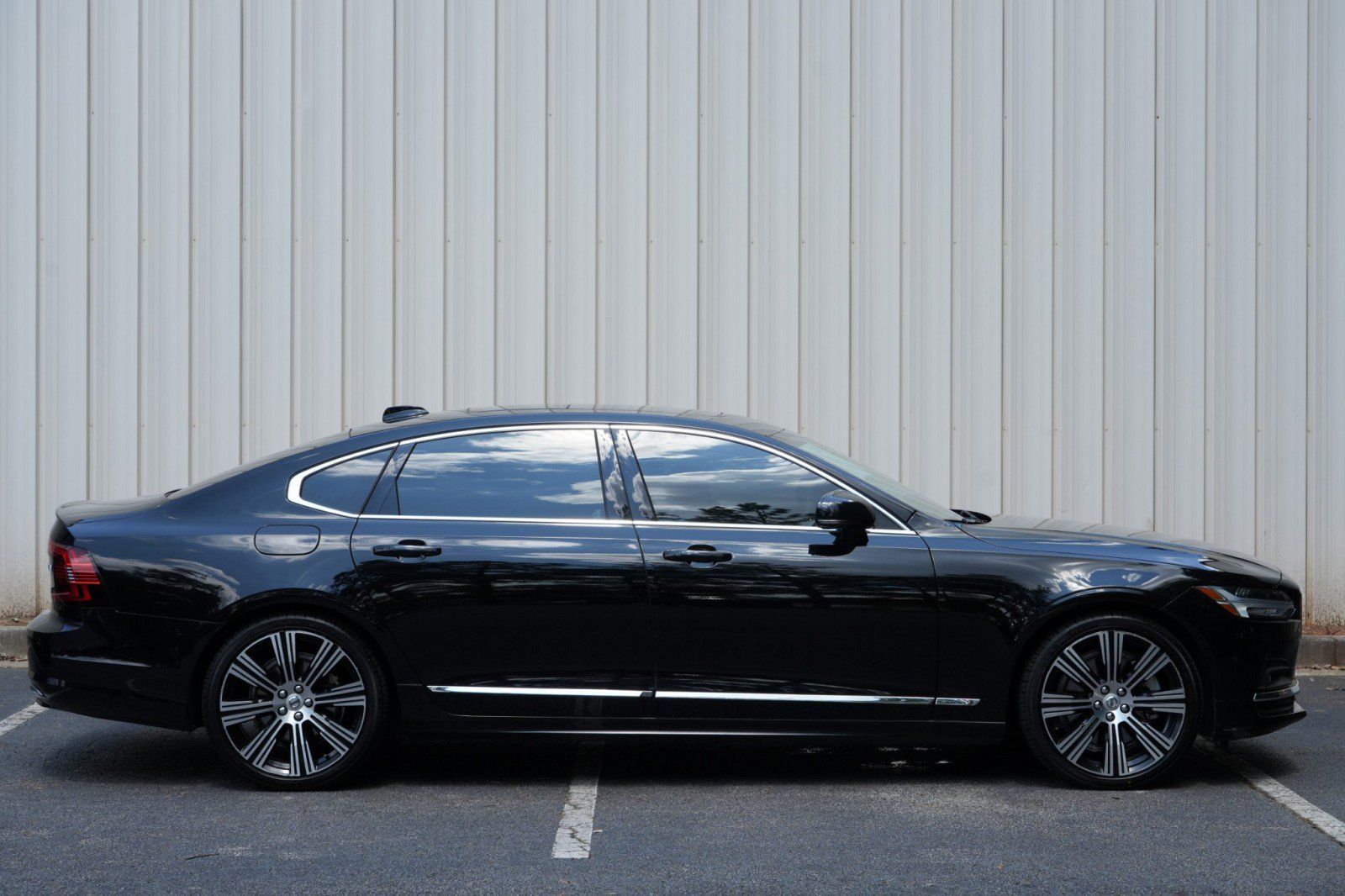 Used 2023 Volvo S90 B6 Ultimate w/ Lounge Package AWD/4WD image 45