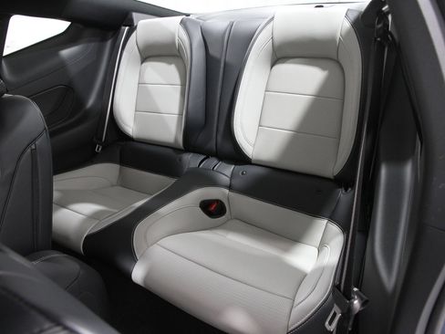 Used 2024 Ford Mustang Premium image 19