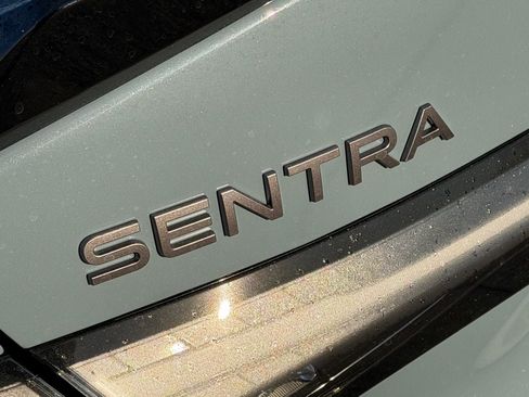 New 2026 Nissan Sentra SR FWD image 8