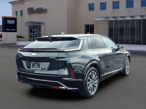 Used 2024 Cadillac Lyriq Sport AWD/4WD image 4
