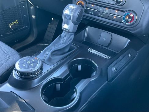 New 2025 Ford Bronco 2-Door w/ Sasquatch Package image 32