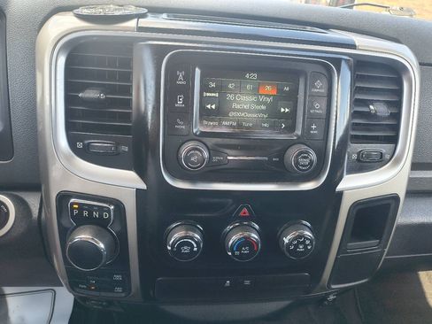 Used 2017 RAM 1500 Classic SLT AWD/4WD image 24