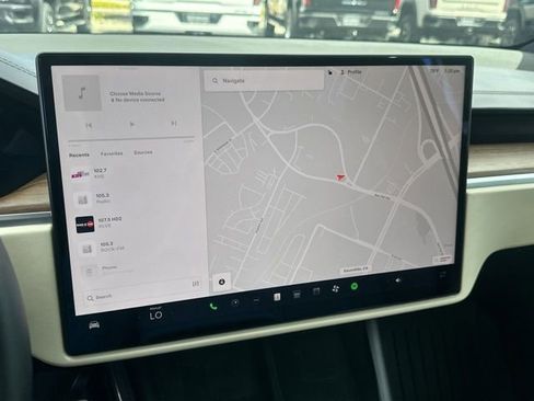 Used 2024 Tesla Model X image 14