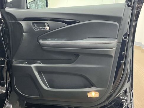 Used 2023 Honda Ridgeline Black Edition image 28