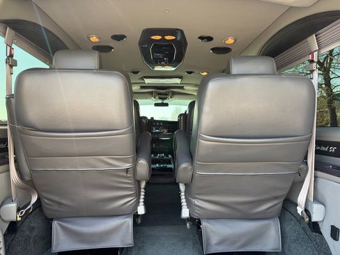 Used 2016 Chevrolet Express 2500 image 20