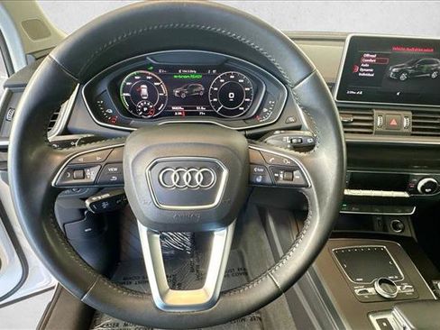 Used 2020 Audi Q5 e Premium Plus w/ Premium Plus Package AWD/4WD image 11