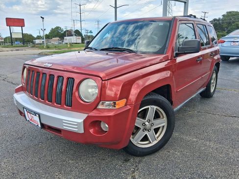 Used 2007 Jeep Patriot Limited AWD/4WD image 1